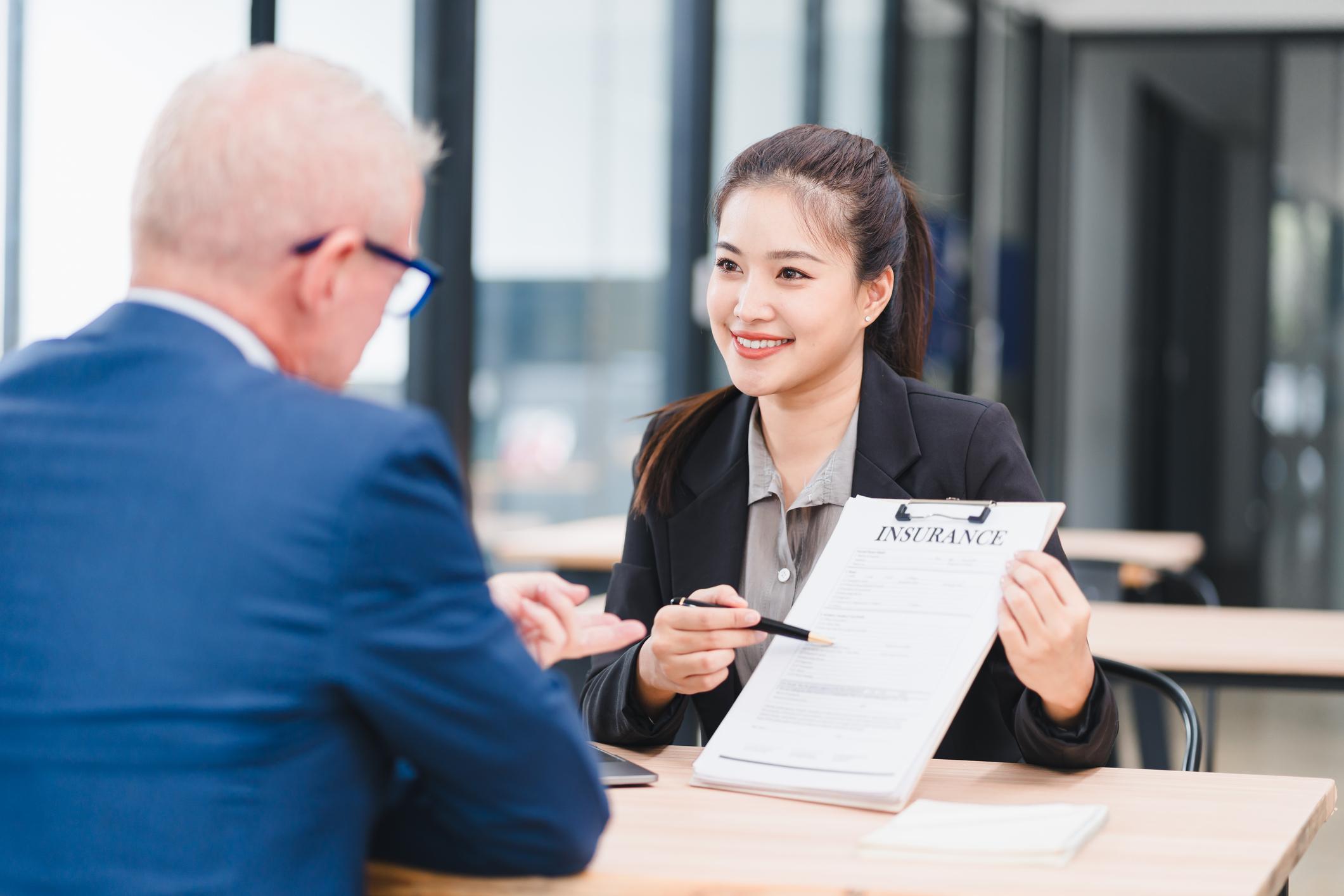 Customer Service - Image 2