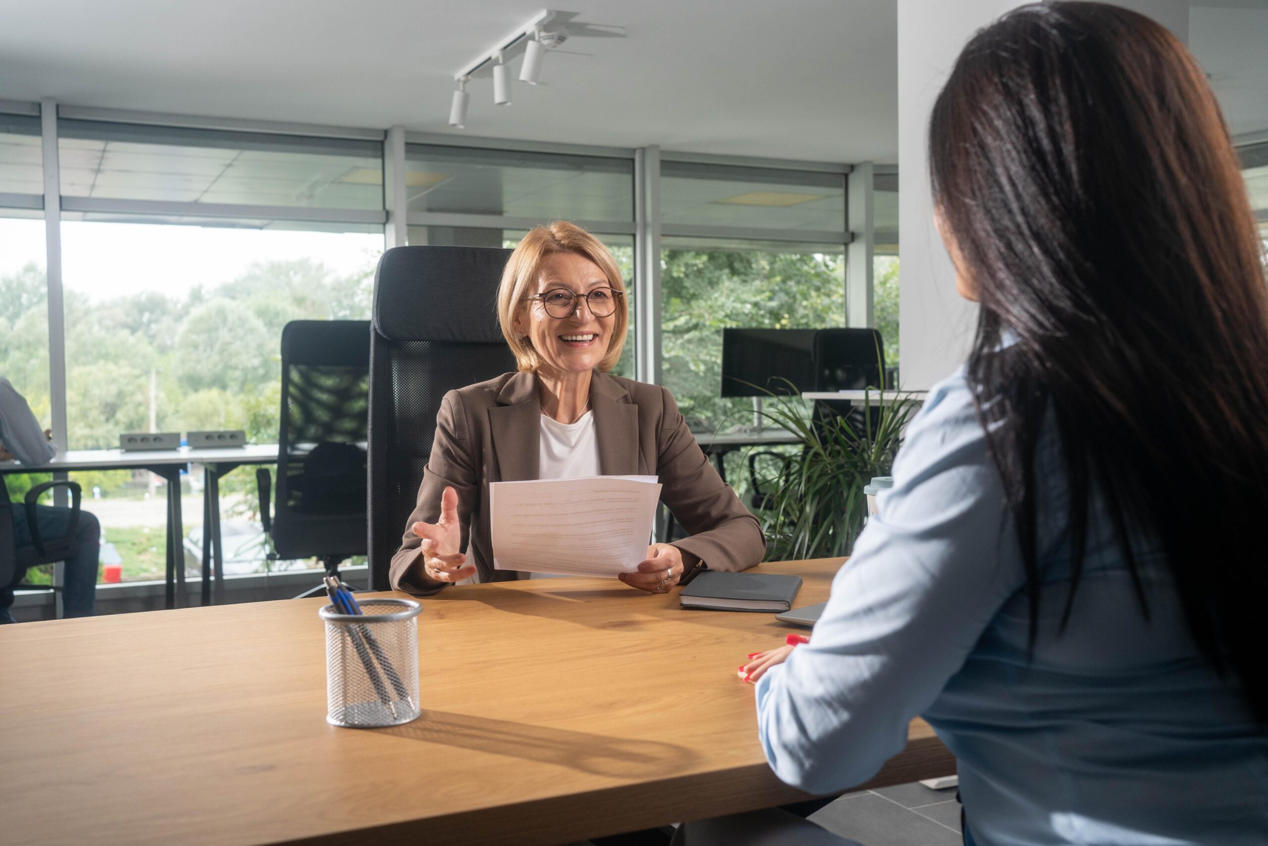 Customer Service - Image 4